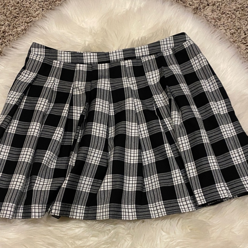 ELF Black & White Plaid Pleated Skater Skirt